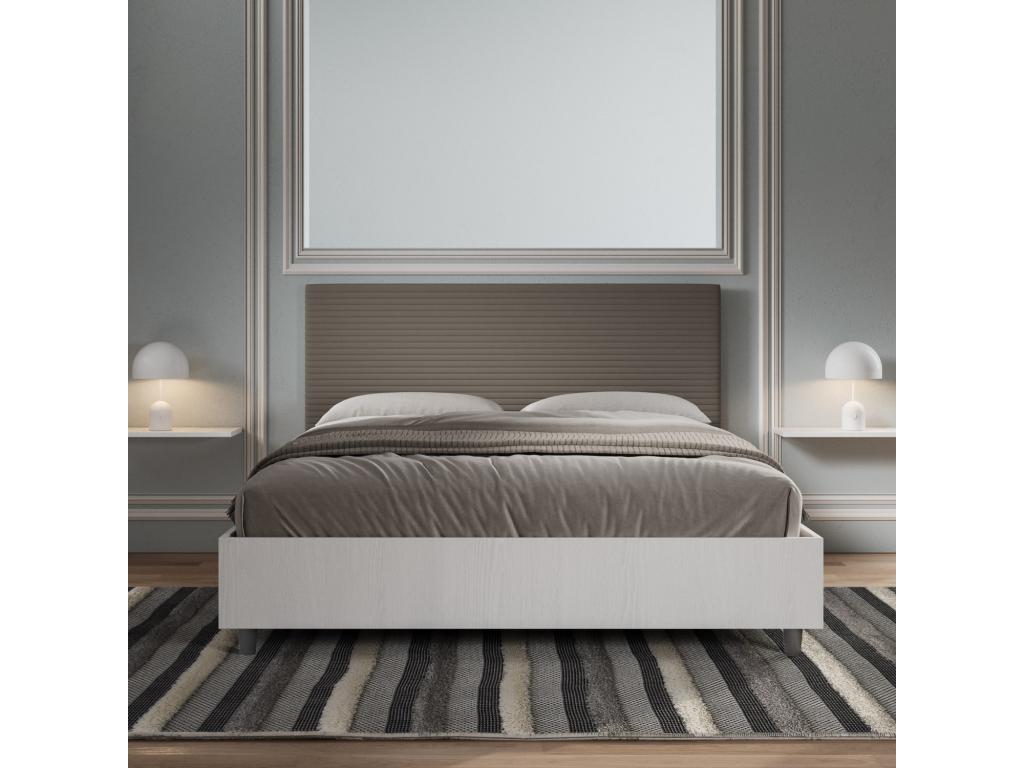 Brown Leather Bed, 160 x 200 cm